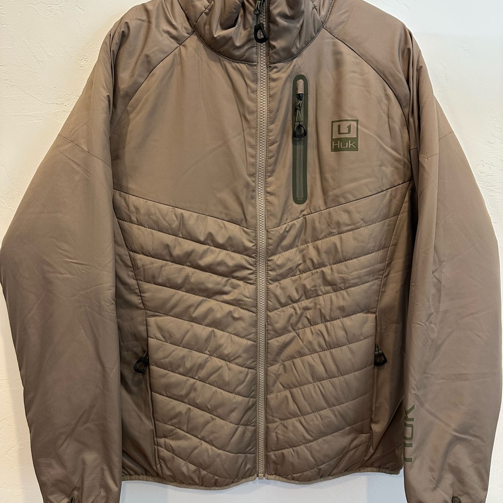 Huk Tan Performance Jacket with Quilted Design